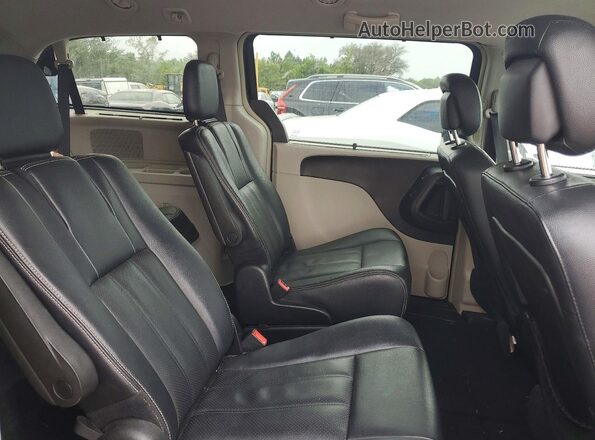 2C4RC1CG3GR232654 2016 CHRYSLER OTHER Черный Вид задней части салона