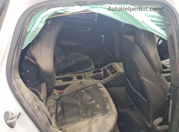 WP0AE2A71JL129961 2018 PORSCHE PANAMERA Белый Вид задней части салона