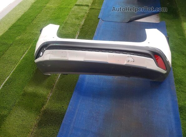 KL77LHEP3TC088570 2026 CHEVROLET TRAX White Widok naklejki z numerem VIN