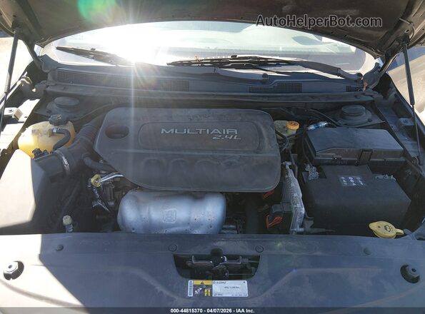 1C3CCCAB1GN145586 2016 CHRYSLER 200 Черный Вид сзади