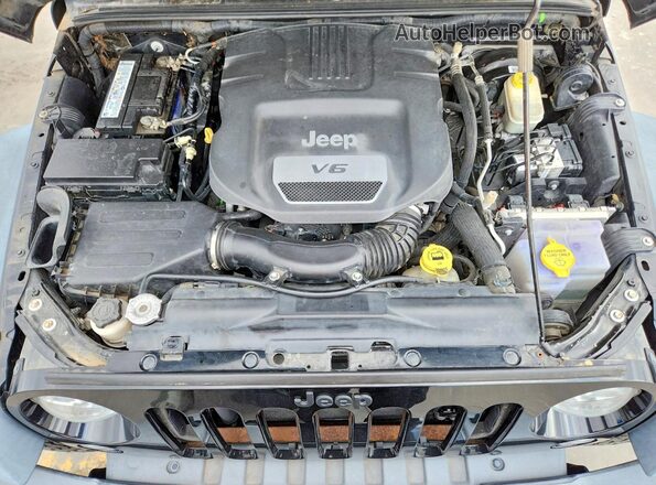 1C4BJWDG7GL103053 2016 JEEP WRANGLER Black Вид задньої частини салону