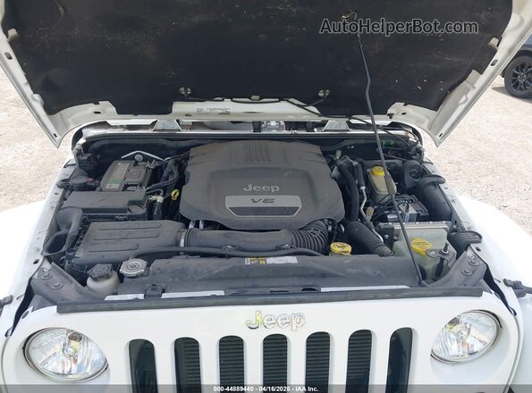 1C4HJWFG2GL297899 2016 JEEP WRANGLER UNLIMITED White Вид ззаду