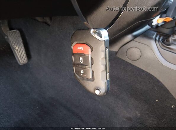 1C4HJXDN5LW199224 2020 JEEP WRANGLER UNLIMITED Белый Вид панели приборов