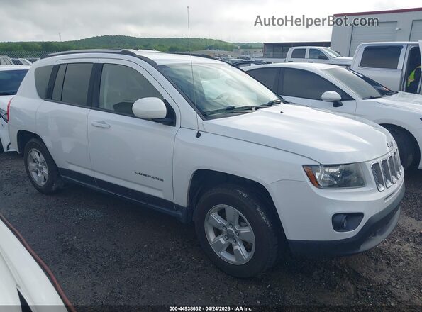 1C4NJCEA1GD792314 2016 JEEP COMPASS Белый Вид задней части салона