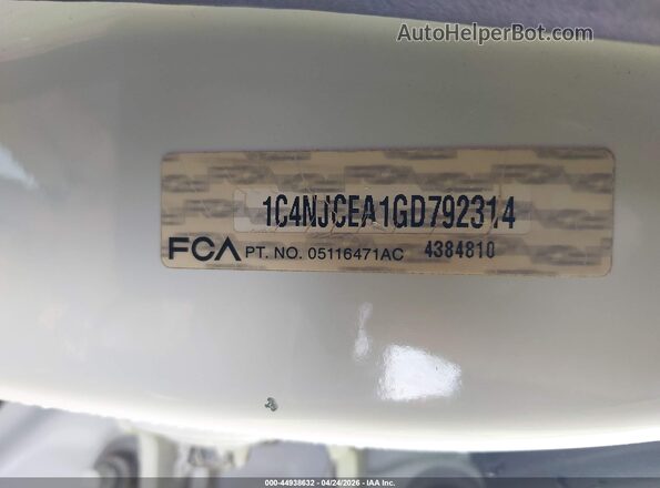 1C4NJCEA1GD792314 2016 JEEP COMPASS Белый Вид подкапотного пространства