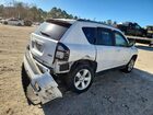 2016 Jeep Compass Latitude White vin: 1C4NJCEA3GD640759