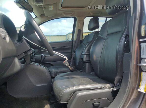1C4NJCEA3GD676385 2016 JEEP COMPASS Charcoal Widok wnętrza z przodu