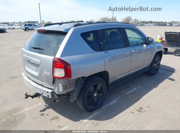 1C4NJCEA6GD628217 2016 JEEP COMPASS Серебряный Задняя правая четверть