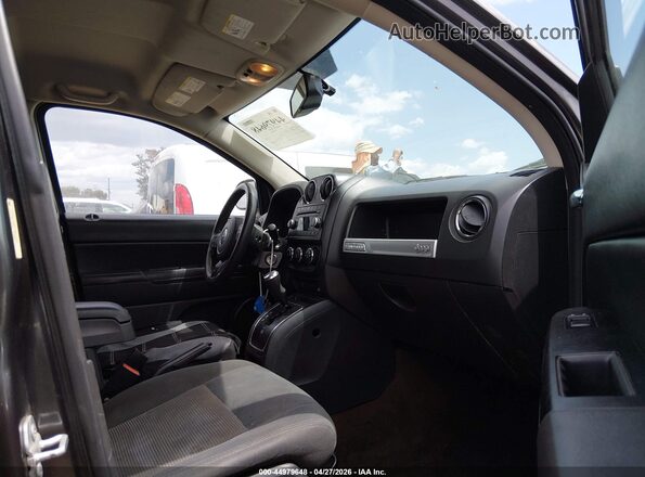 1C4NJDBB5GD617504 2016 JEEP COMPASS Серый Вид салона спереди