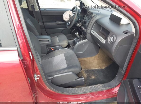 1C4NJDBB5HD106893 2017 JEEP COMPASS Бордовый Вид салона спереди