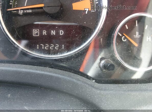 1C4NJDEB3GD586958 2016 JEEP COMPASS Серебряный Вид задних сидений