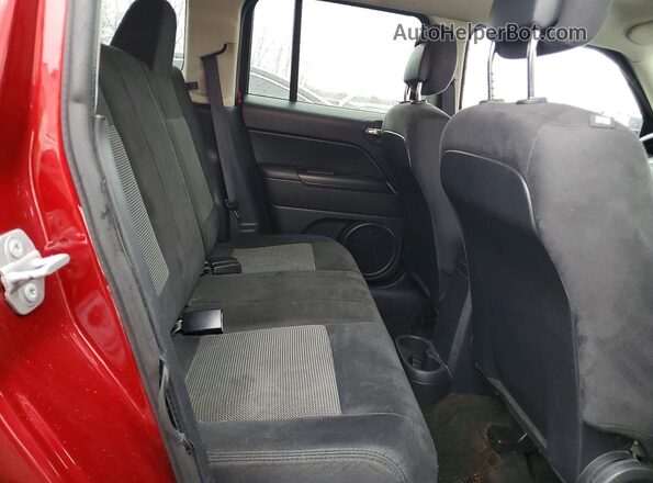 1C4NJPBA3GD636738 2016 JEEP PATRIOT Maroon Սալոնի հետևի տեսք