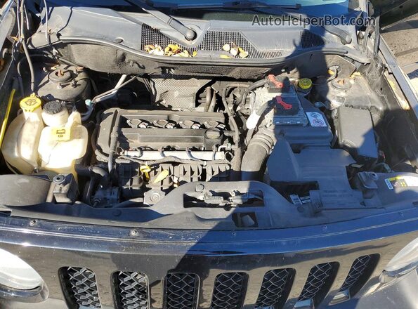 1C4NJPBA9GD811624 2016 JEEP PATRIOT Черный Вид подкапотного пространства