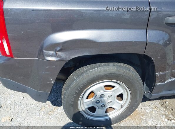 1C4NJPBAXGD761302 2016 JEEP PATRIOT Gray Widok z przodu