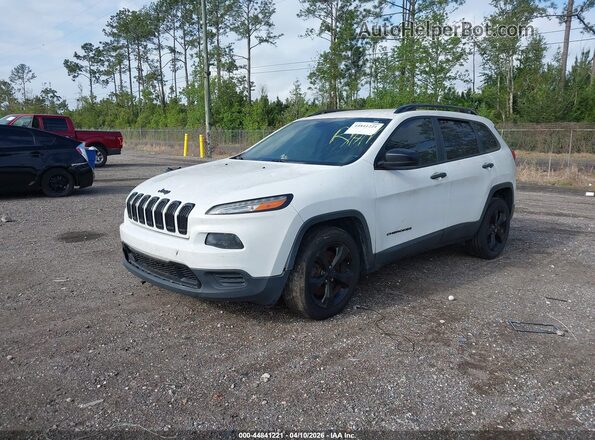 1C4PJLAB2HW502417 2017 JEEP CHEROKEE Белый Передняя левая четверть