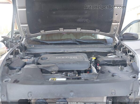1C4PJLAB5HD233017 2017 JEEP CHEROKEE Серебряный Вид сзади