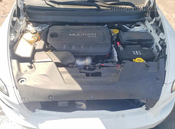 1C4PJLAB7GW146397 2016 JEEP CHEROKEE White Widok komory silnika