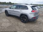 2018 Jeep Cherokee Latitude Fwd Silver vin: 1C4PJLCB8JD620261