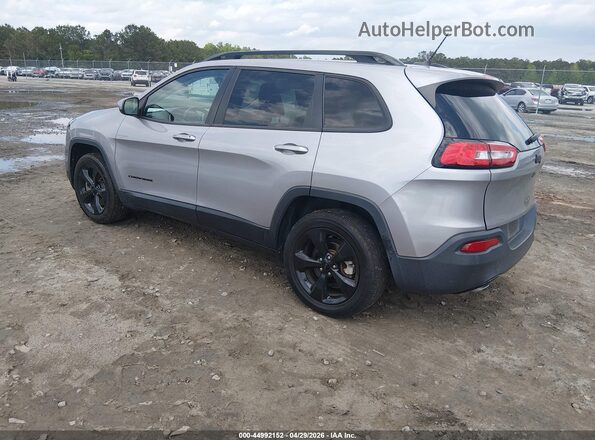 1C4PJLCB8JD620261 2018 JEEP CHEROKEE Silver უკანა მარცხენა
