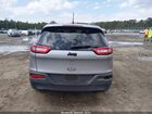 2018 Jeep Cherokee Latitude Fwd Silver vin: 1C4PJLCB8JD620261
