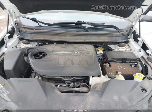 1C4PJMBX2KD390995 2019 JEEP CHEROKEE Белый Вид сзади