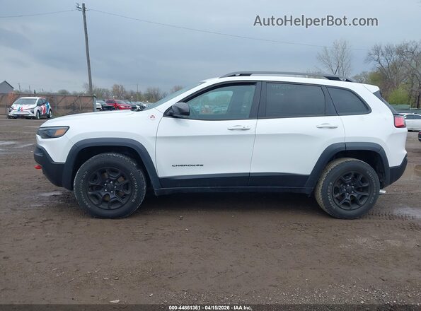 1C4PJMBX2KD390995 2019 JEEP CHEROKEE Белый Панорамный вид салона 360°