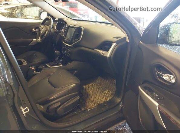 1C4PJMBX6JD579809 2018 JEEP CHEROKEE Серый Вид салона спереди