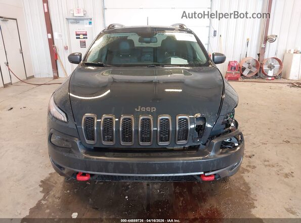 1C4PJMBX6JD579809 2018 JEEP CHEROKEE Серый Вид задней части салона