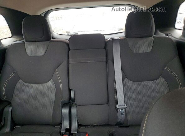 1C4PJMCS3GW103324 2016 JEEP CHEROKEE Red Widok tylnych siedzeń