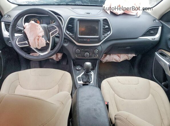 1C4PJMCS3HW657044 2017 JEEP CHEROKEE White Вид панелі приладів