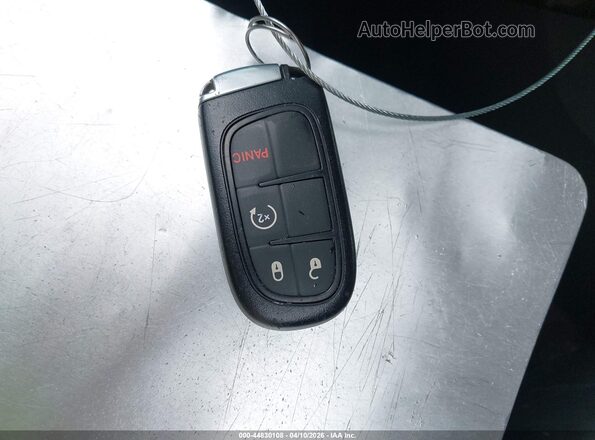 1C4PJMDB1GW170227 2016 JEEP CHEROKEE Серебряный Вид панели приборов