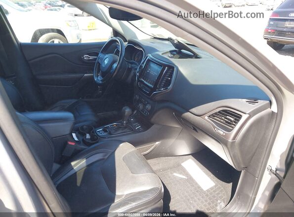 1C4PJMDX1KD480751 2019 JEEP CHEROKEE Gray Widok wnętrza z przodu