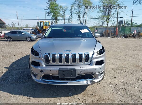 1C4PJMJS2HW503637 2017 JEEP CHEROKEE Серебряный Вид задней части салона