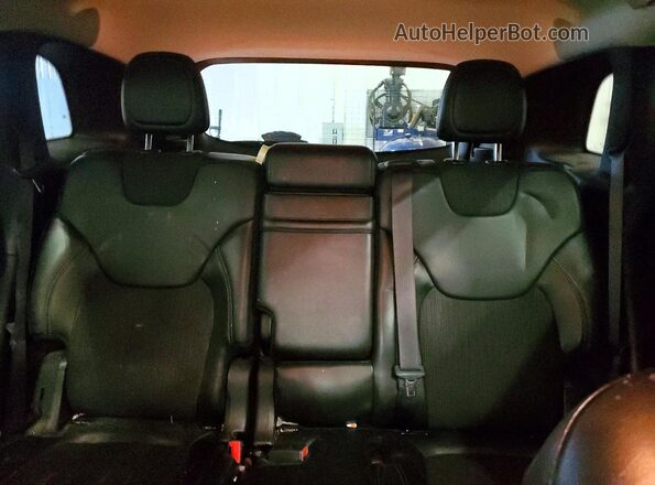 1C4PJMLB3JD601509 2018 JEEP CHEROKEE Серебряный Вид задних сидений