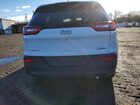 2018 Jeep Cherokee Latitude Plus White vin: 1C4PJMLB4JD505419