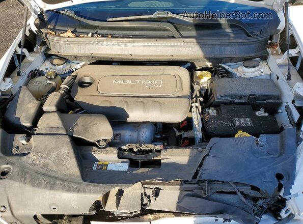 1C4PJMLB4JD505419 2018 JEEP CHEROKEE White Widok komory silnika
