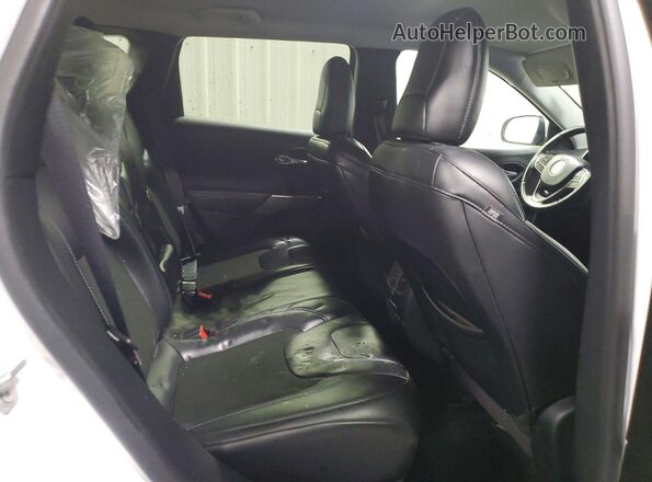 1C4PJMLB4LD569382 2020 JEEP CHEROKEE White Вид задніх сидінь