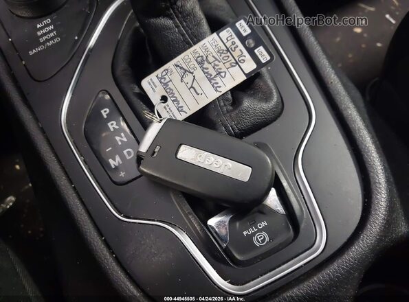 1C4PJMLB7KD418020 2019 JEEP CHEROKEE Blue Vista del salpicadero