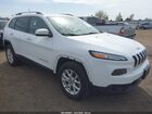 2018 Jeep Cherokee Latitude Plus 4x4 White vin: 1C4PJMLBXJD583459