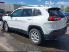 2018 Jeep Cherokee Latitude Plus 4x4 White vin: 1C4PJMLX4JD570198