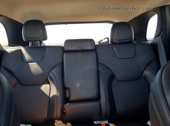 1C4PJMMB2PD113689 2023 JEEP CHEROKEE White Rear seats view