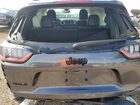 2023 Jeep Cherokee Altitude Lux Серый vin: 1C4PJMMB6PD100718 Damage: Lift Gate, Dent(S) W/ Paint Dmg, 8 To 9 Inches