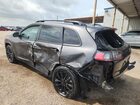 2023 Jeep Cherokee Altitude Lux Серый vin: 1C4PJMMB6PD100718 Damage: Left Qtr Panel, Severe Damage, Replacement Required