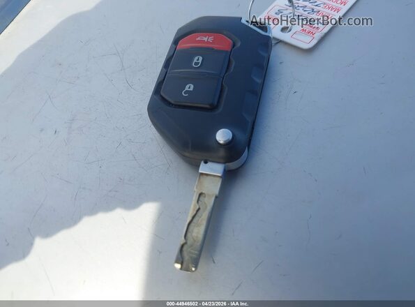 1C4PJXFN2SW527397 2025 JEEP WRANGLER Белый Вид панели приборов