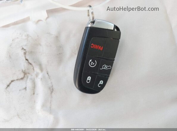 1C4RJEBG0HC647665 2017 JEEP GRAND CHEROKEE Фиолетовый Вид панели приборов