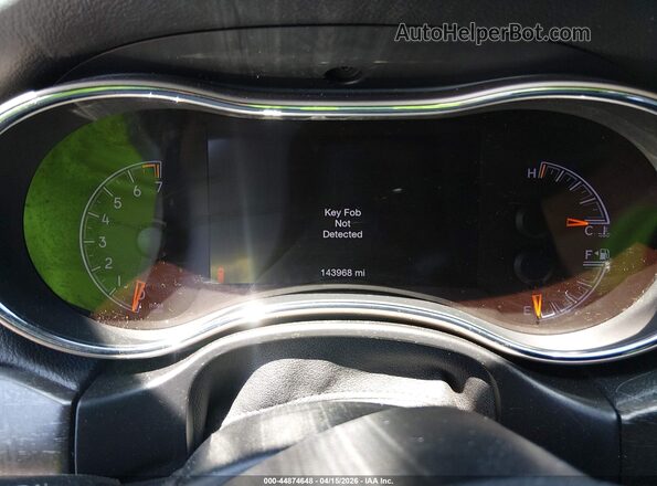 1C4RJEBG1HC752005 2017 JEEP GRAND CHEROKEE Gray Widok tylnych siedzeń