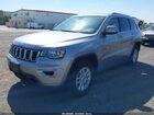 2019 Jeep Grand Cherokee Laredo E 4x4 Серебряный vin: 1C4RJFAG1KC706172