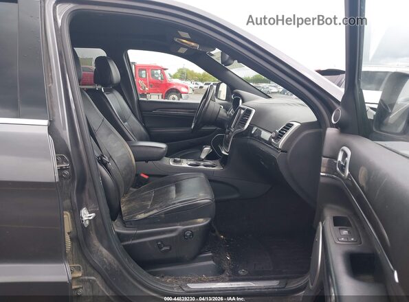 1C4RJFCM0GC395523 2016 JEEP GRAND CHEROKEE Gray Front interior view