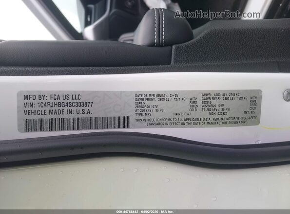 1C4RJHBG4SC303877 2025 JEEP GRAND CHEROKEE Белый Вид подкапотного пространства