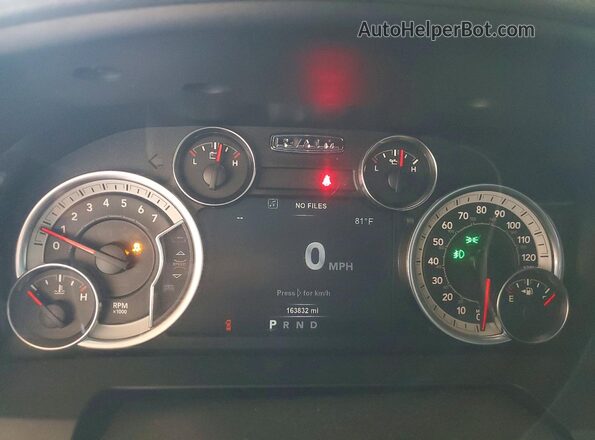 1C6RR6LGXJS143530 2018 RAM 1500 Синий Вид щитка приборов